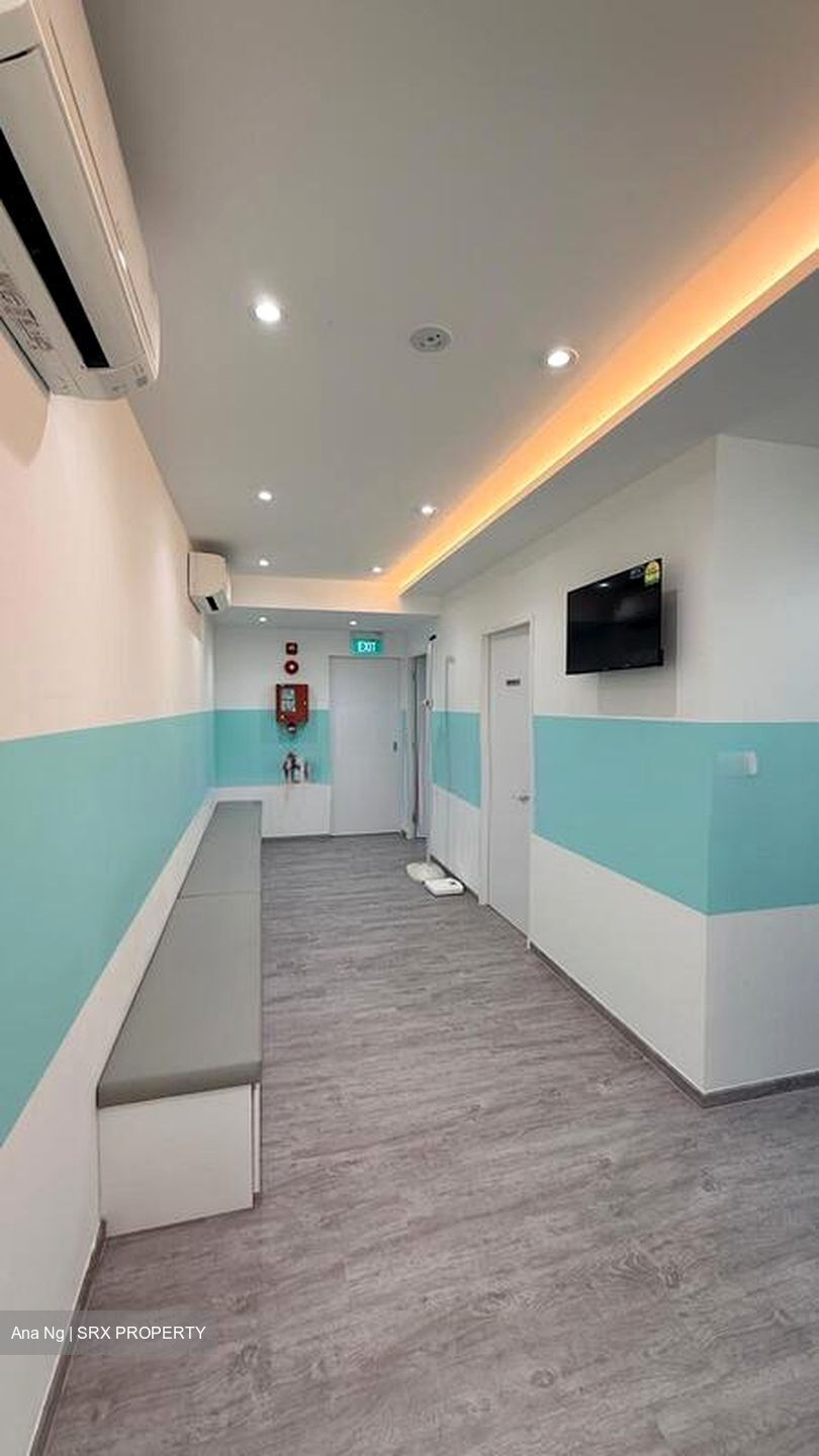 Toa Payoh Central (D12), Shop House #514445551